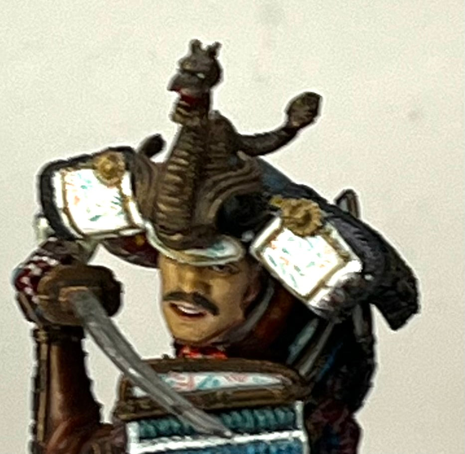 Papo Samurai on foot.
