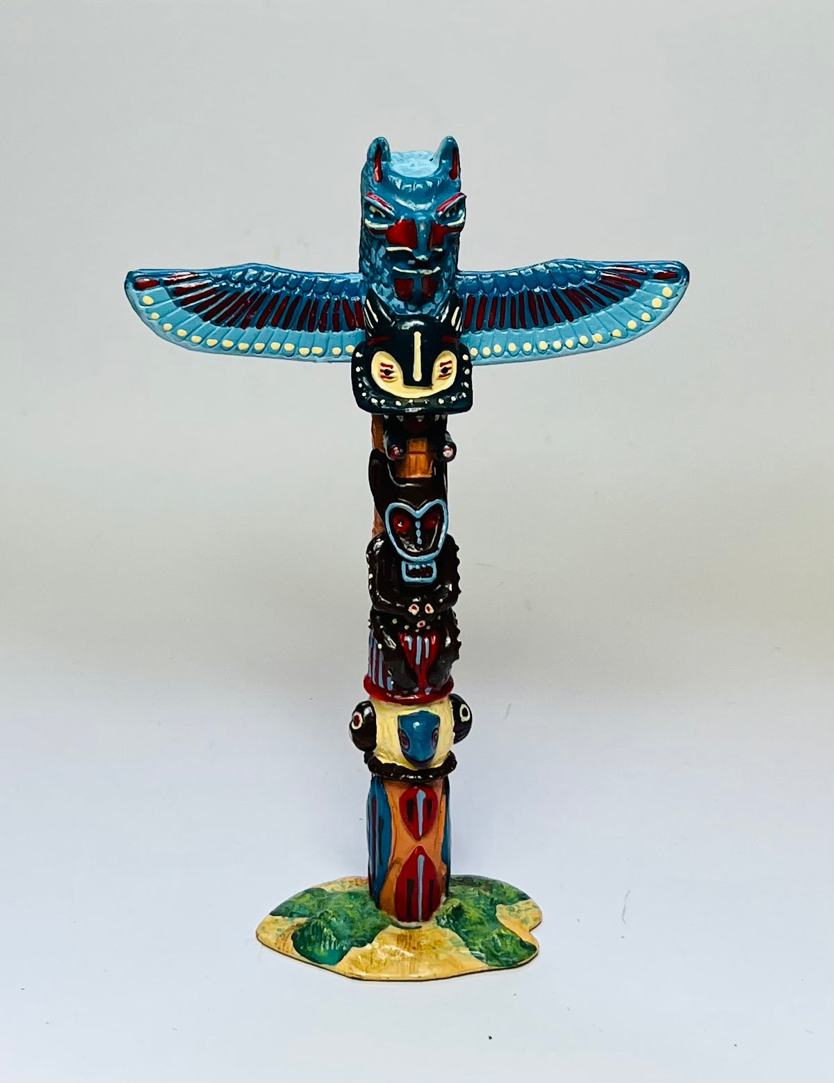 Papo Native American Totem Pole.